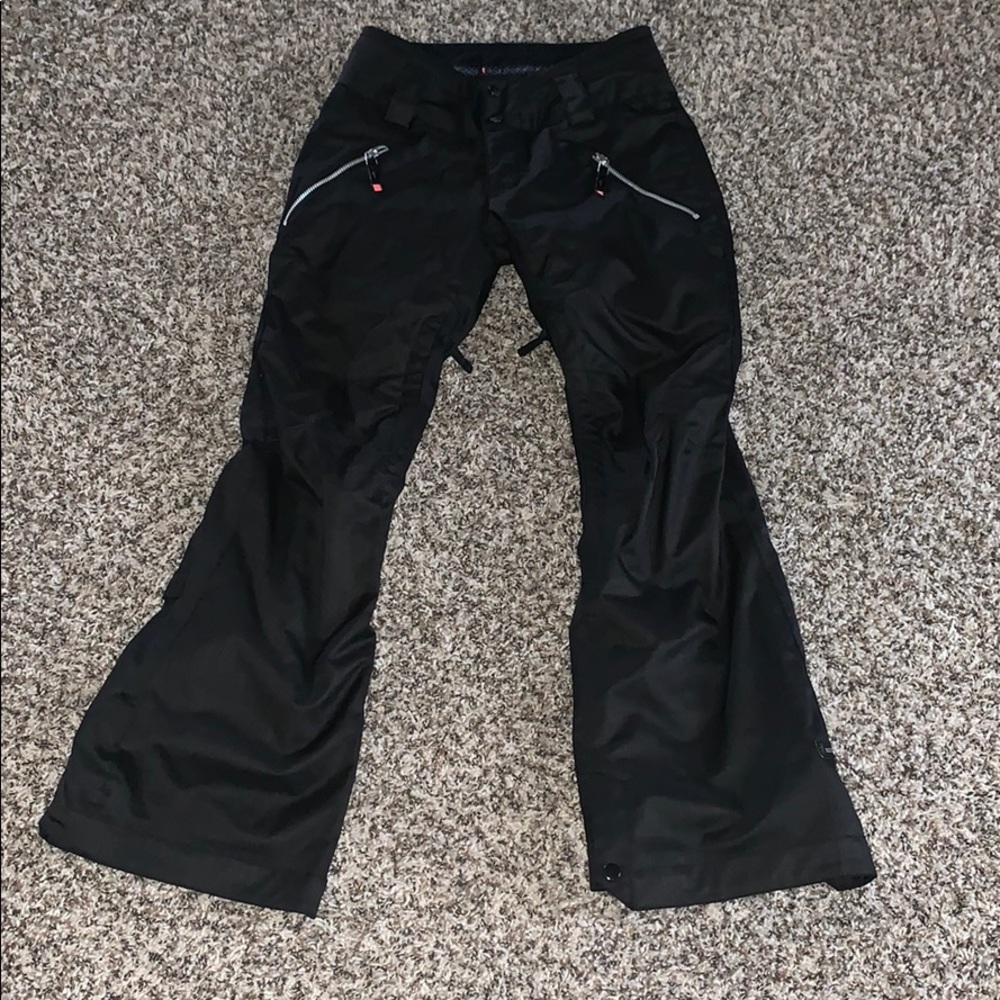 Snowboarding pants